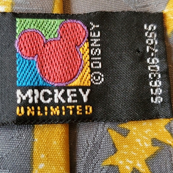 Mickey Mouse necktie "football " - Picture 2 of 2